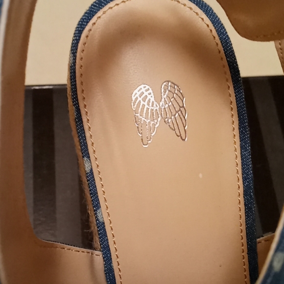 Like NEW,Victoria Secret,Blue Denim with White Polka Dots,Wedge Heel,Booties💙🦋 - Picture 8 of 13